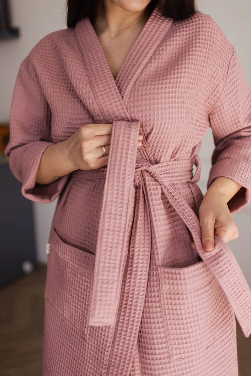 Women's bathrobe made of waffle fabric