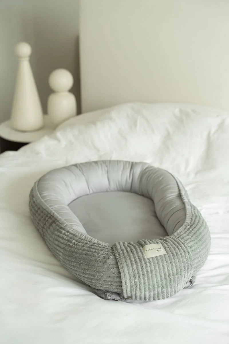 COZY CREAM beebipesa 85 cm x 50 cm.