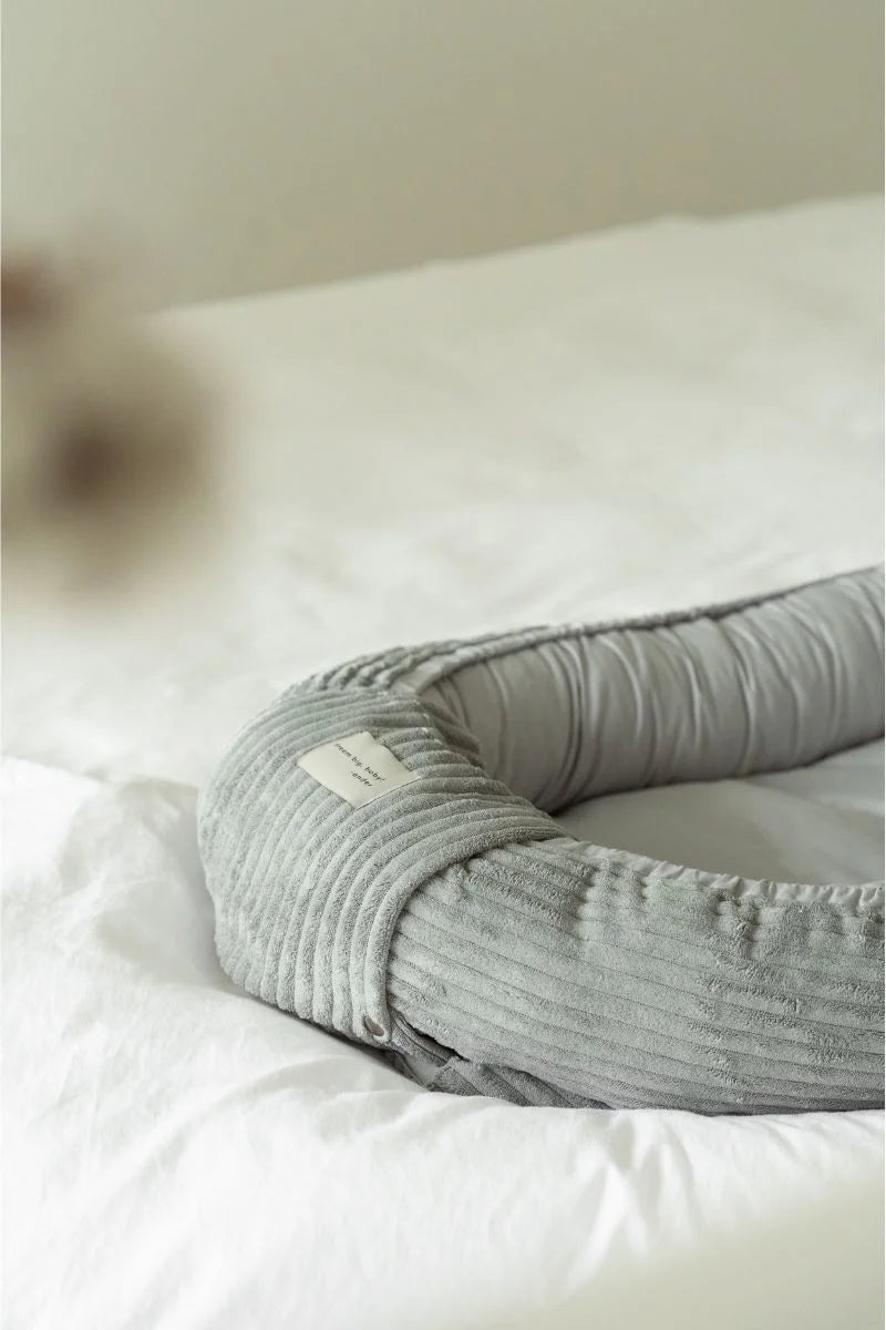 COZY CREAM baby nest 85 cm x 50 cm.