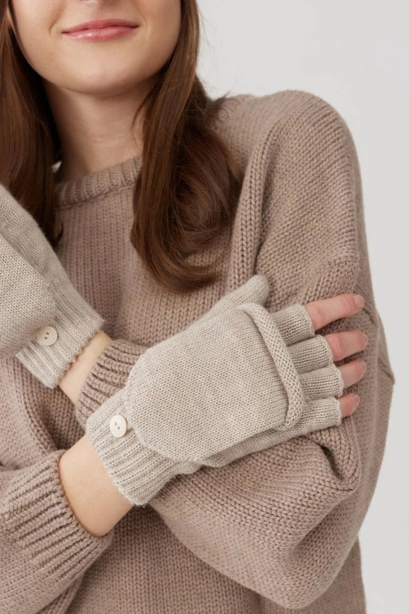 Naiste villased kindad DAISY