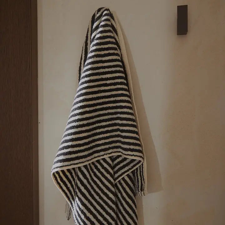 Eurythmics striped jacquard towel