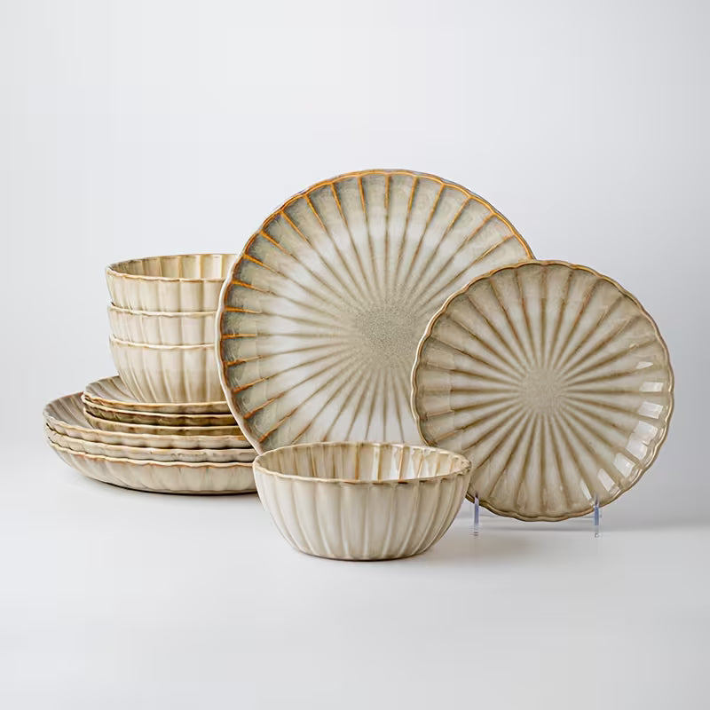 12-osaline reljeefne keraamiline lauanõude komplekt