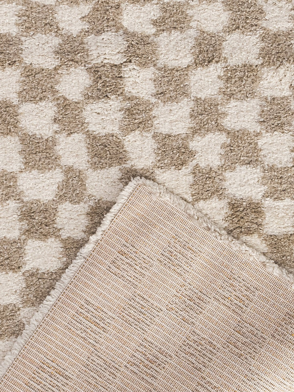 Soft and comfortable checkered high pile rug