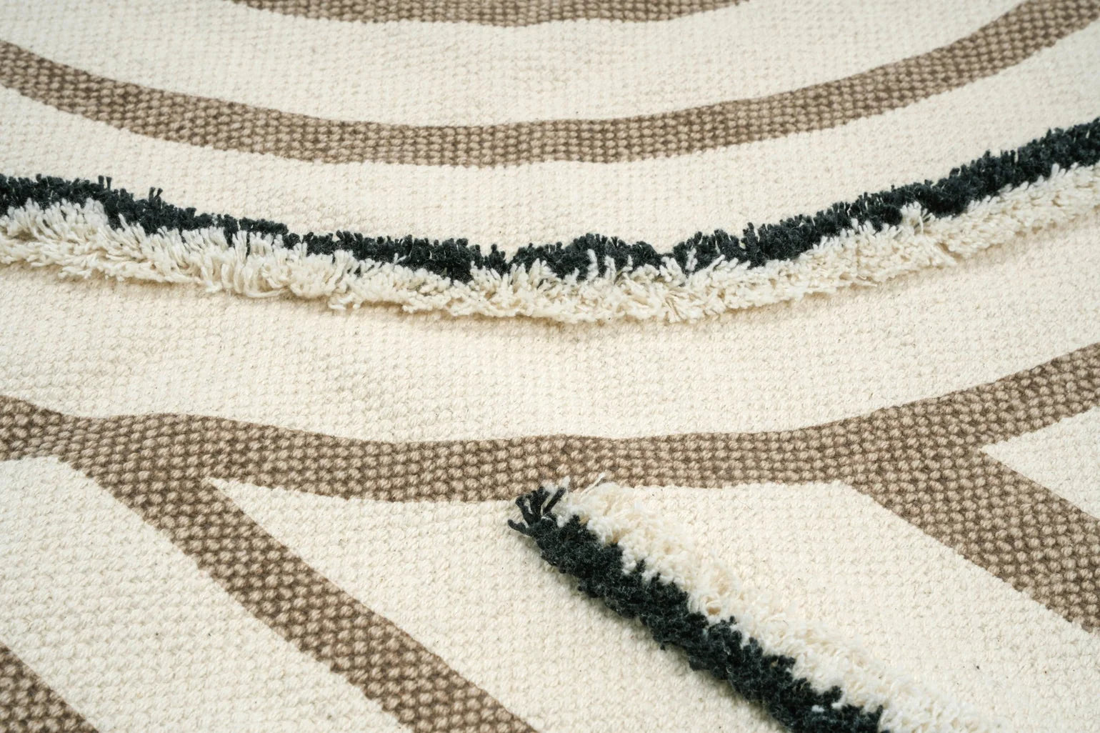 Pestav puuvillane tufeeritud vaip masinkootud albaniga